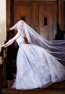 Svatební šaty1