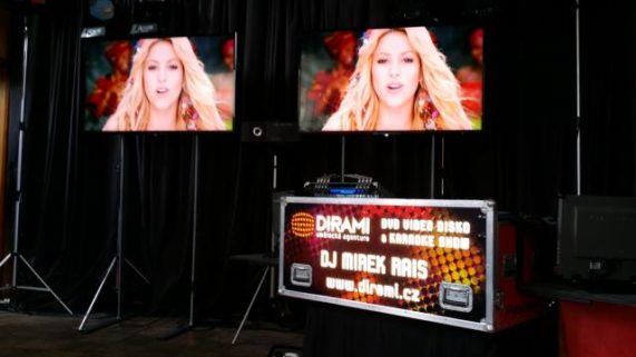 Dirami obrazovky Shakira