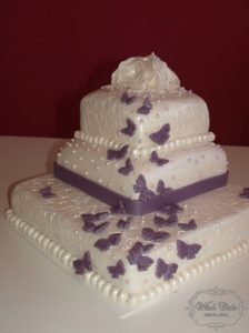 Svatební dort motýlci