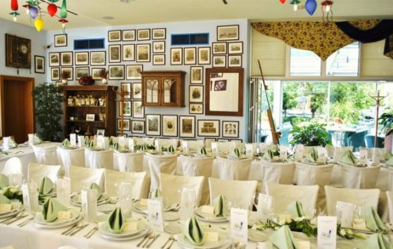 Hotel Troja interiér svatební tabule