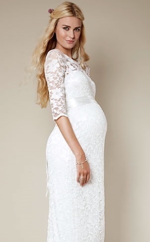 Těhotenské svatební šaty Amelie short od Tiffany Rose ze studia Agnes