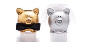 Pokladničky nevěsta a ženich