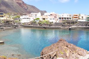 El Hierro - Tamaduste - záliv a veřejné lázně, foto 2