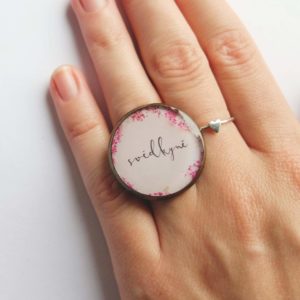 Prstýnek pro svědkyni s nápisem "svědkyně"
