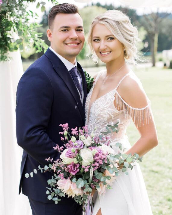 Pánské obleky svatební salon Madona 8945