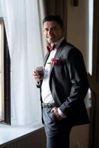 Zámek Třešť svatební den - ženich